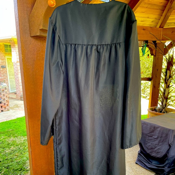 Black, Graduation/Choir Robe, Size XL - Picture 2 of 3